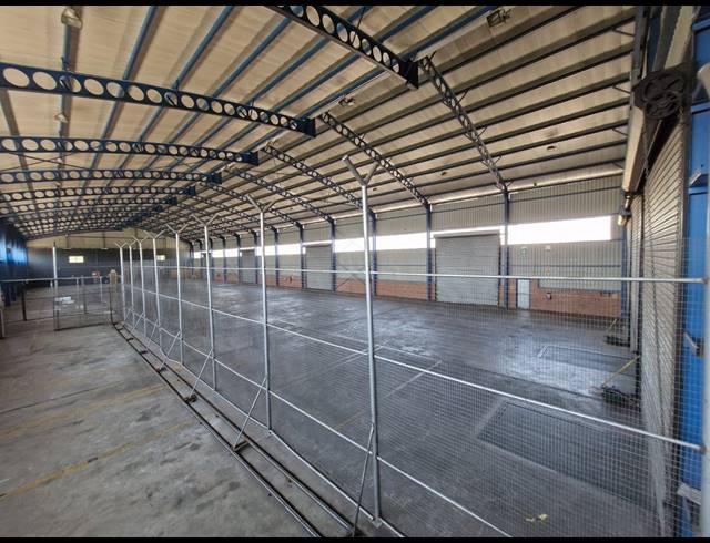 2,315M² WAREHOUSE TO LET IN GERMISTON INDUSTRIAL